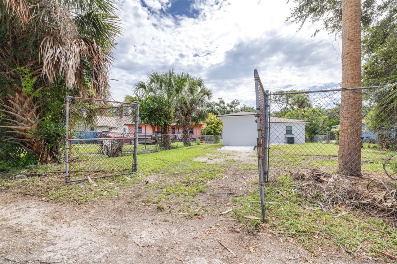 2325 Highland Street S, Saint Petersburg, FL 33705 Photo
