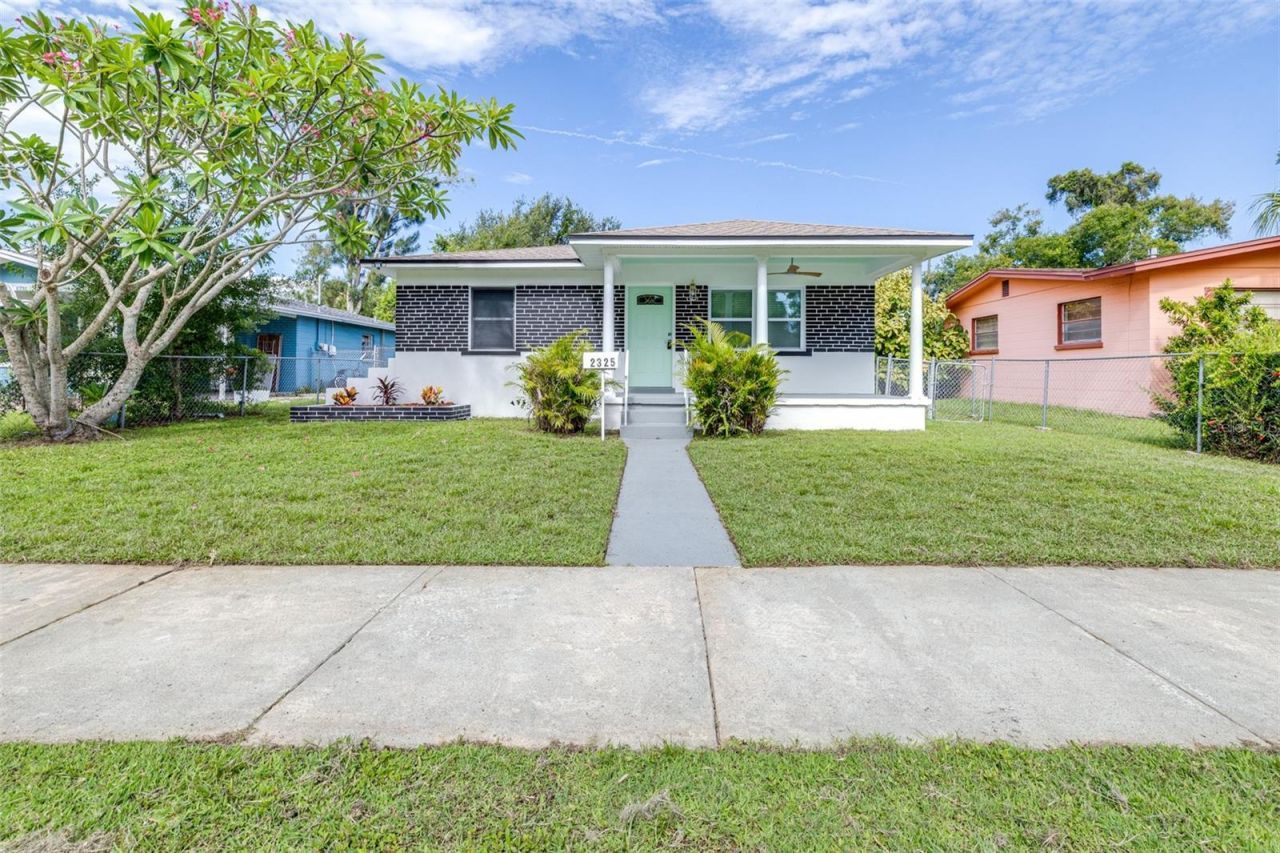2325 Highland Street S, Saint Petersburg, FL 33705 Photo
