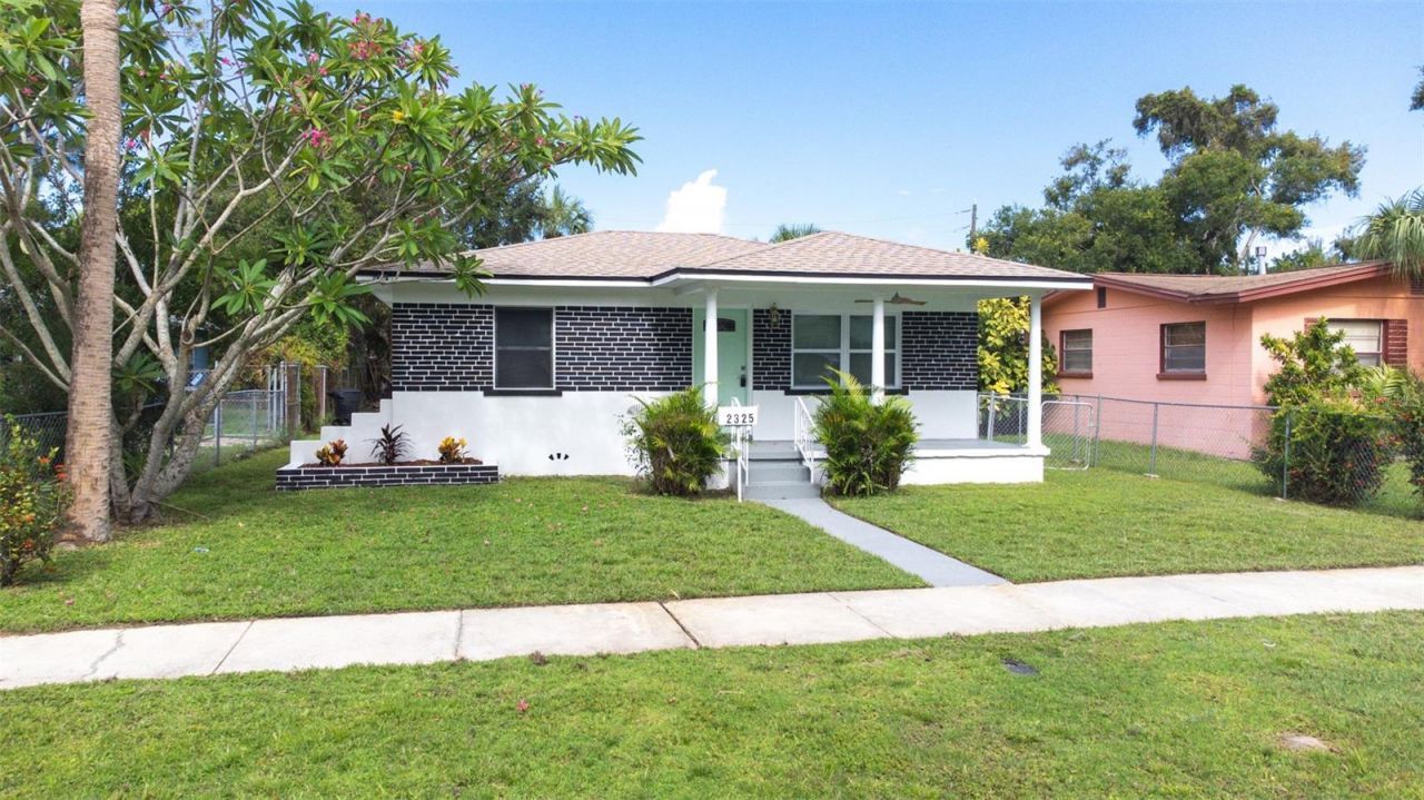 2325 Highland Street S, Saint Petersburg, FL 33705 Photo