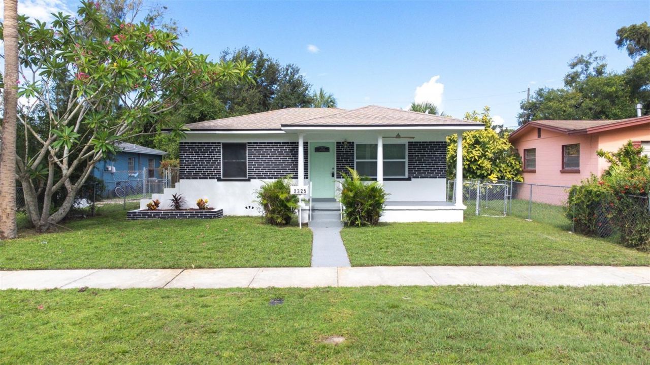 2325 Highland Street S, Saint Petersburg, FL 33705 Photo