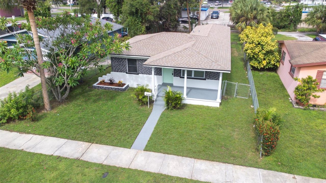 2325 Highland Street S, Saint Petersburg, FL 33705 Photo