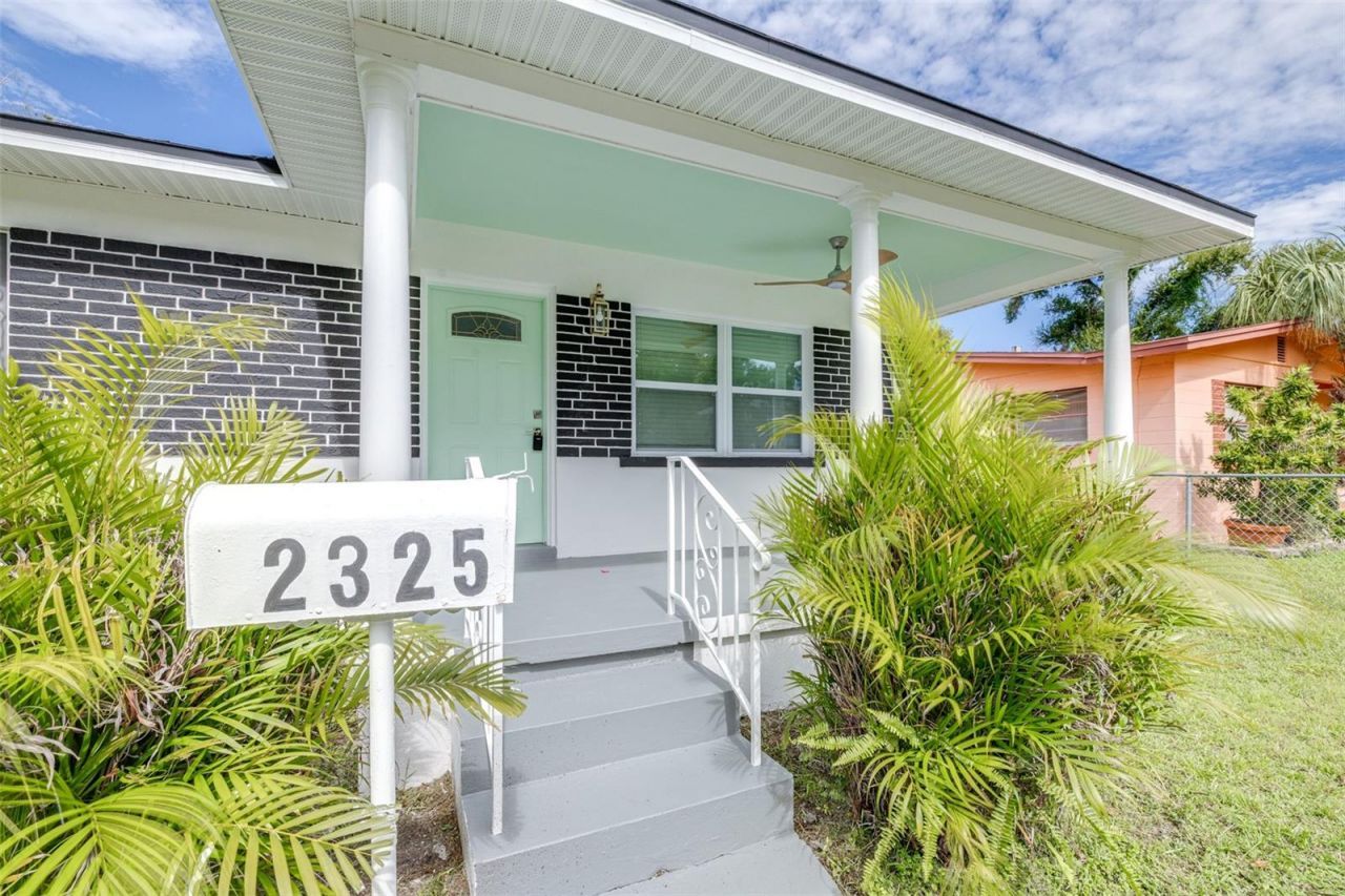 2325 Highland Street S, Saint Petersburg, FL 33705 Photo