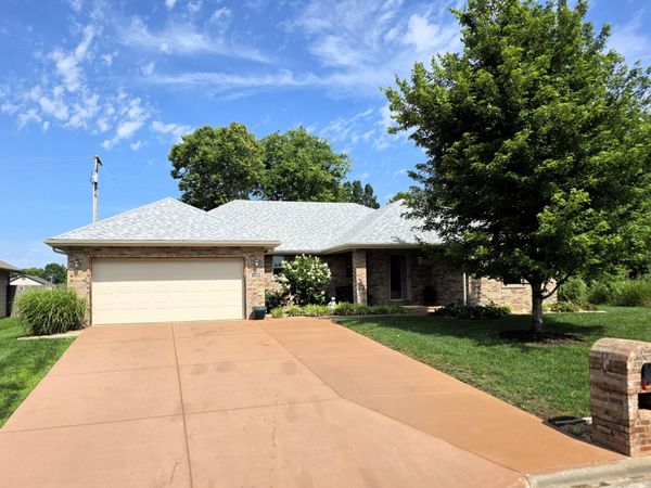 1392 S Acorn Avenue , Republic, MO 65738