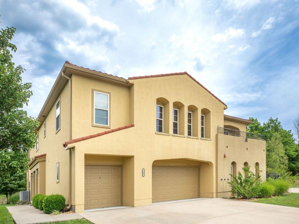 122 E Tuscany Court, Unit A, Hollister, MO 65672