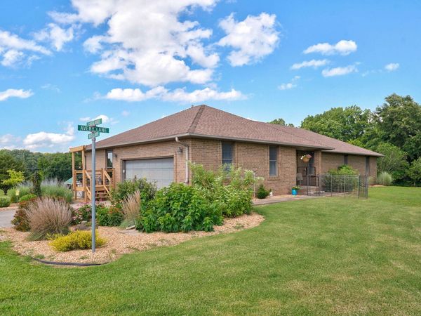 8933 W Farm Road 60, Willard, MO 65781