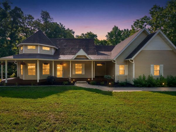 326 Wilderness Road , Rogersville, MO 65742