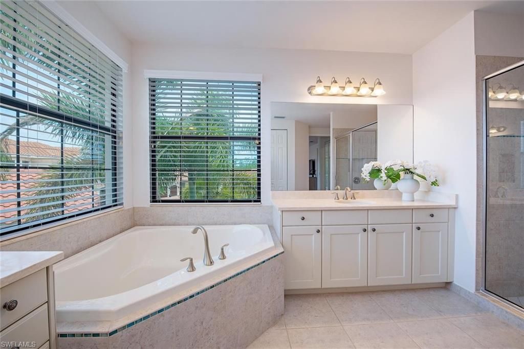 3094 Hudson Ter , Naples, FL 34119 Photo