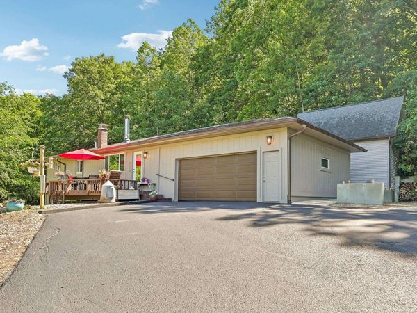 12258 S Round River Trail, Spring Green, WI 53588