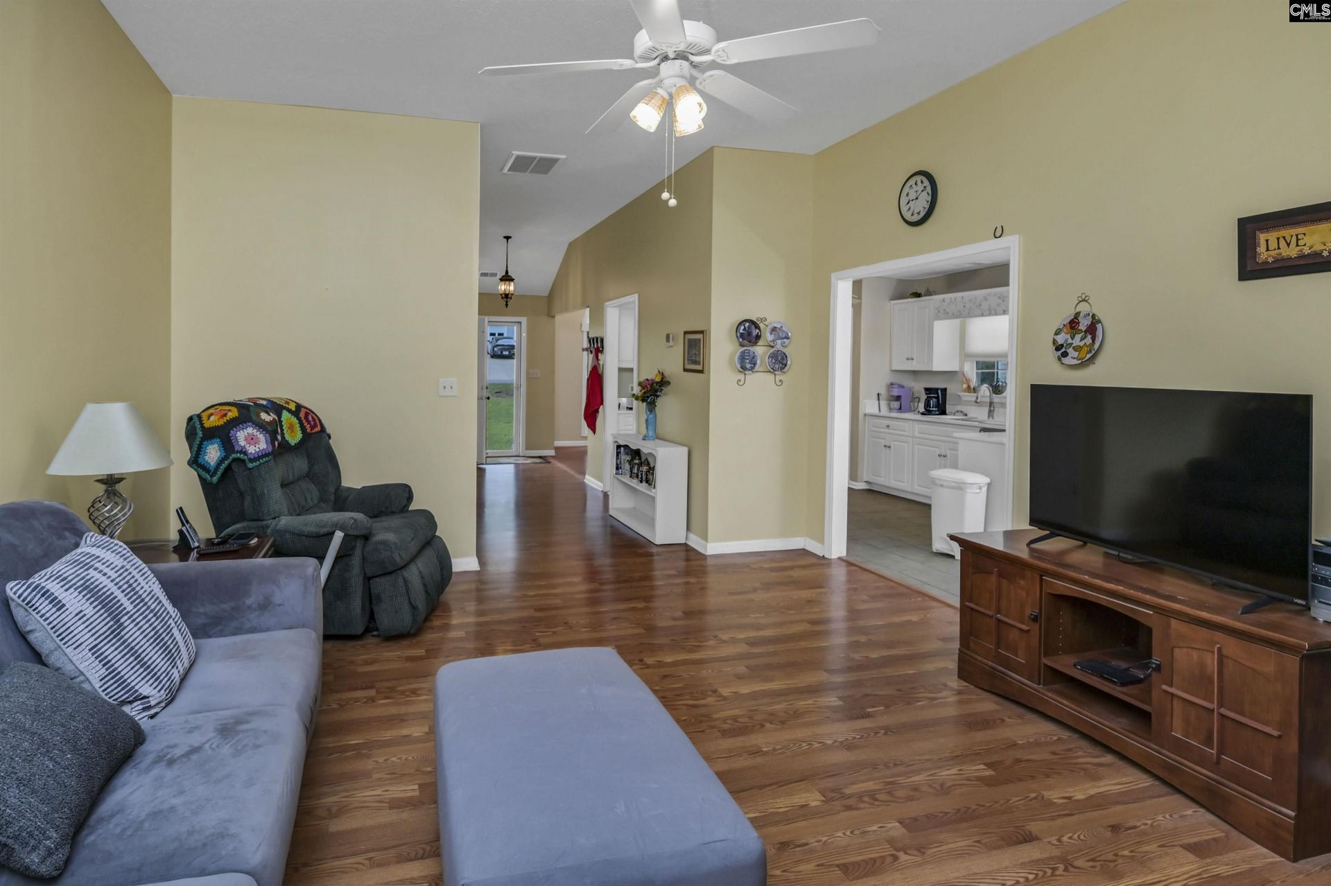 412 Knotts Court Photo 16
