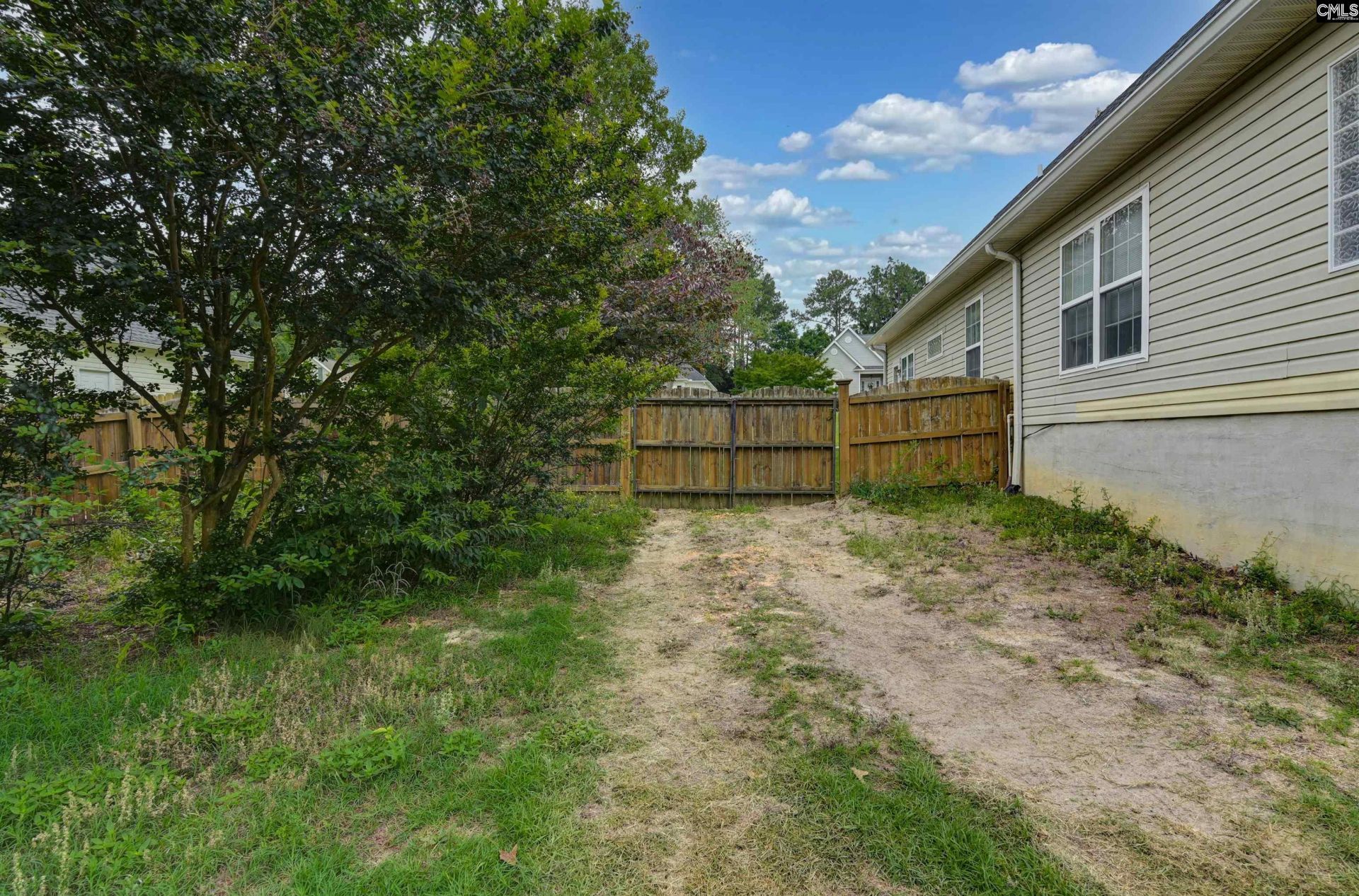 412 Knotts Court Photo 6