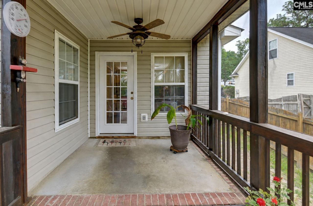 412 Knotts Court Photo 6