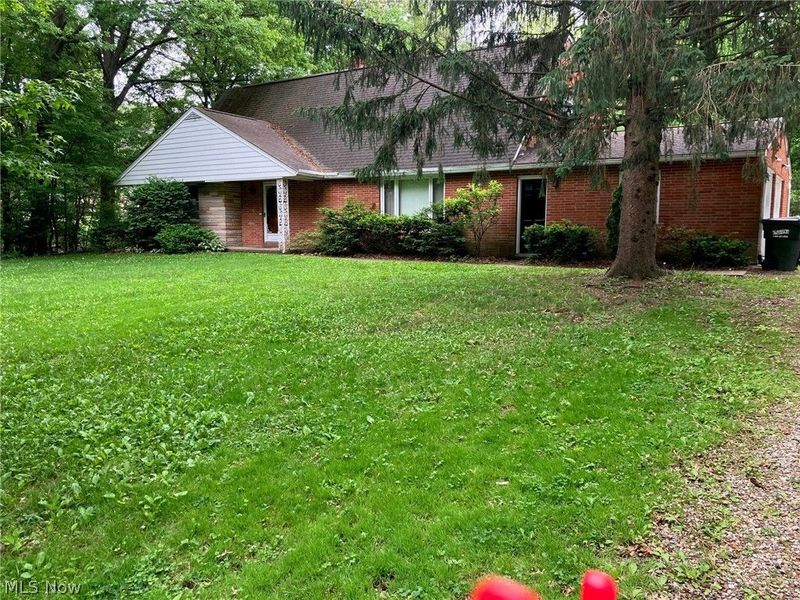 5840-42 Pawnee Street NW, North Canton, OH 44720 Photo 1