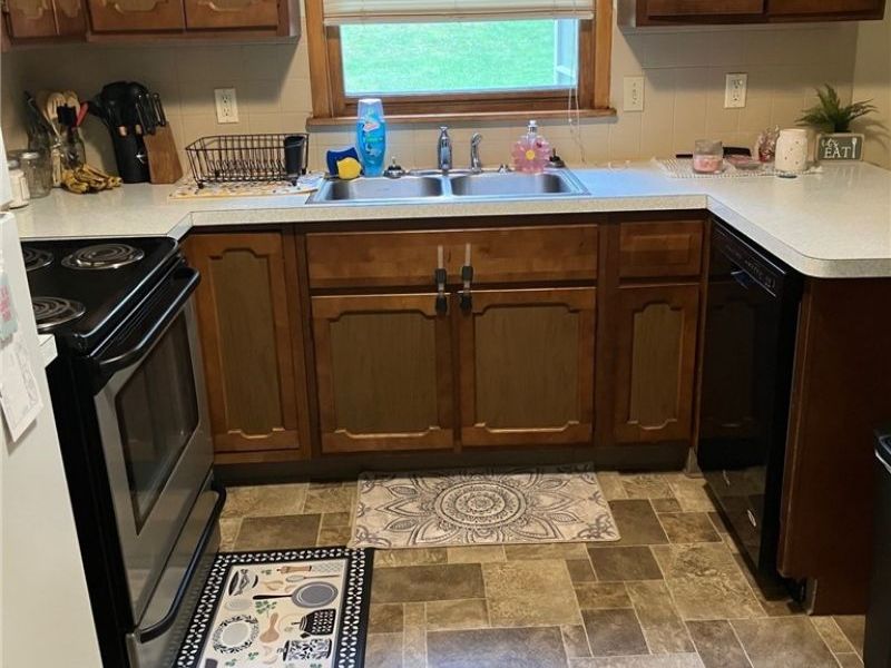 5840-42 Pawnee Street NW, North Canton, OH 44720 Photo 9