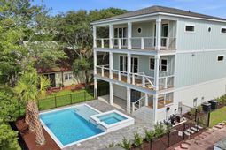 1308 Holly Dr.  photo 4