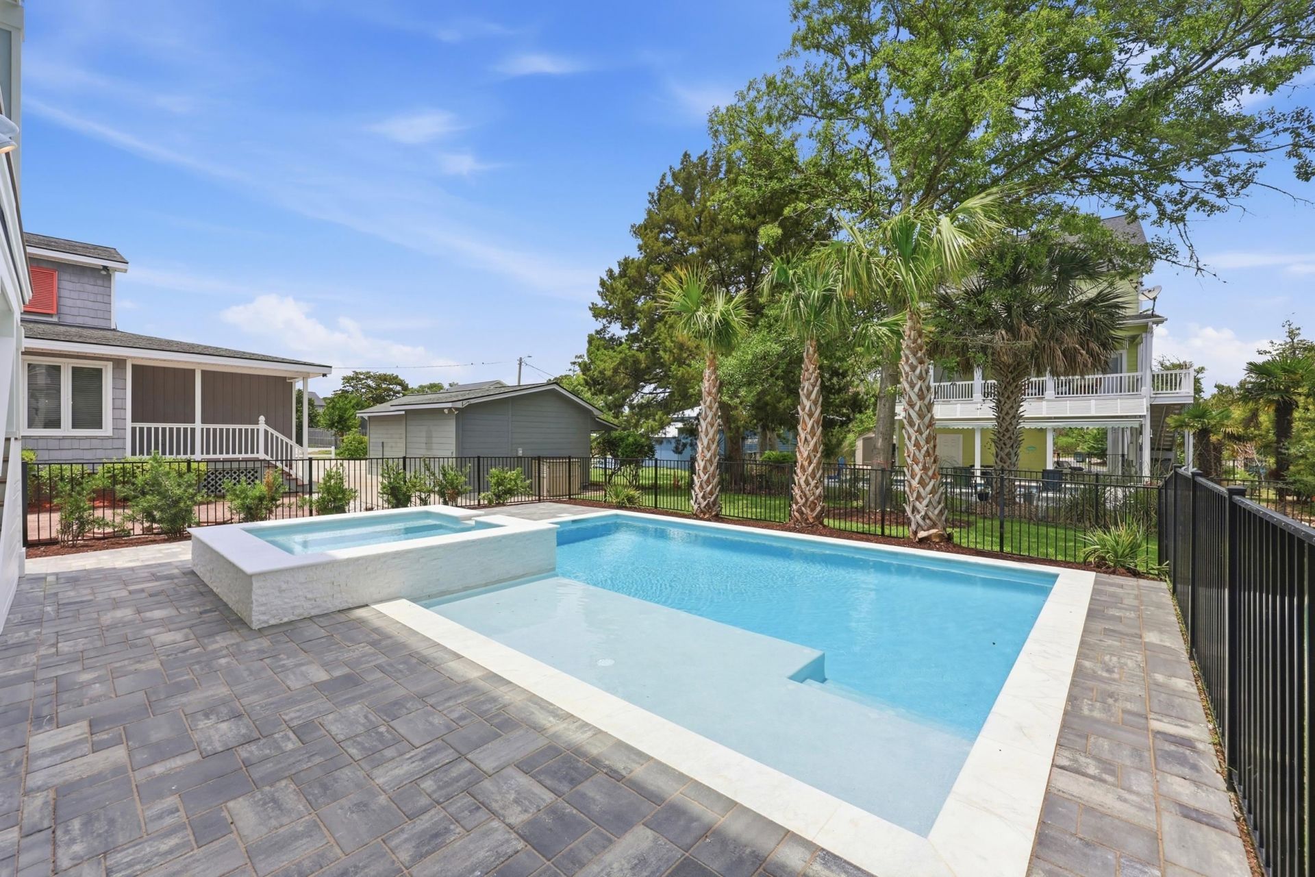 1308 Holly Dr.  Photo 4