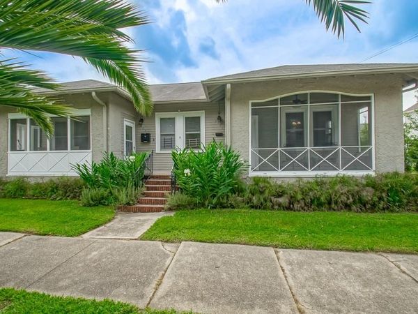 2401 STATE Street , New Orleans, LA 70118