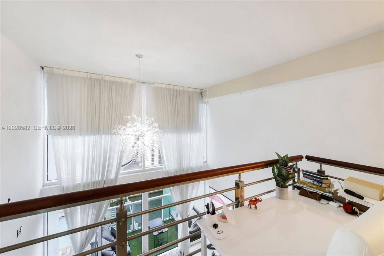 41 SE 5th St, Unit 1303, Miami, FL 33131 Photo