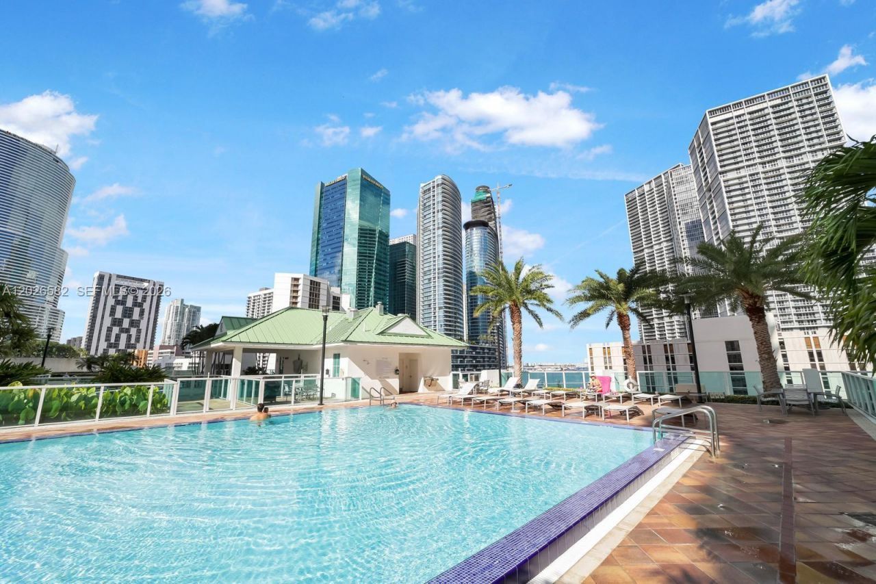 41 SE 5th St, Unit 1303, Miami, FL 33131 Photo