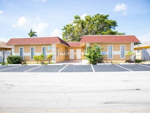 4041 NW 30th Ter , Lauderdale Lakes, FL 33309