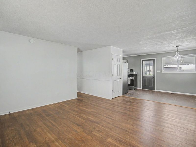 5055 Wyandot Place , Hilliard, OH 43026 Photo 4