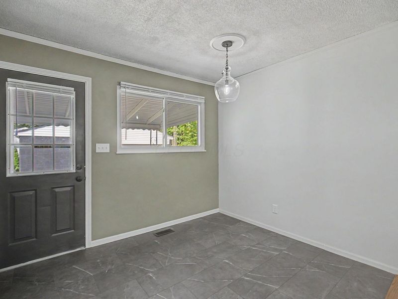 5055 Wyandot Place , Hilliard, OH 43026 Photo 5