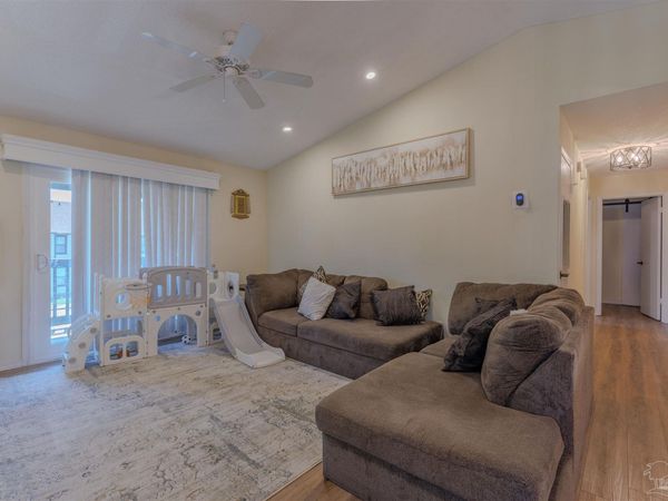 2299 Scenic Hwy, Unit R11, Pensacola, FL 32503