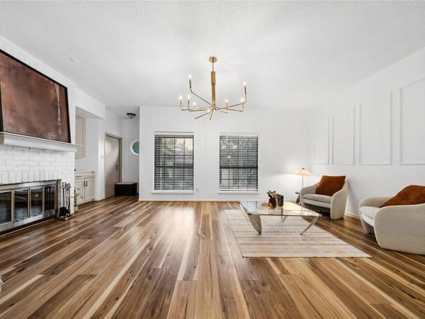 7162 Chimney CORS , Unit 7204, Austin, TX 78731