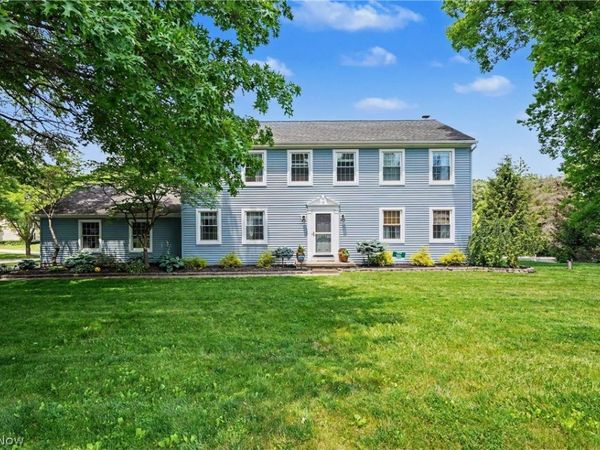 1801 Carver Lane , Hudson, OH 44236