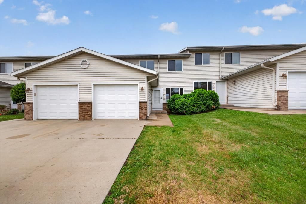 1014 2nd Street NW, Byron, MN 55920