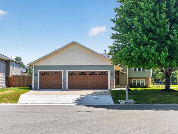 13625 Zarthan Avenue S, Savage, MN 55378