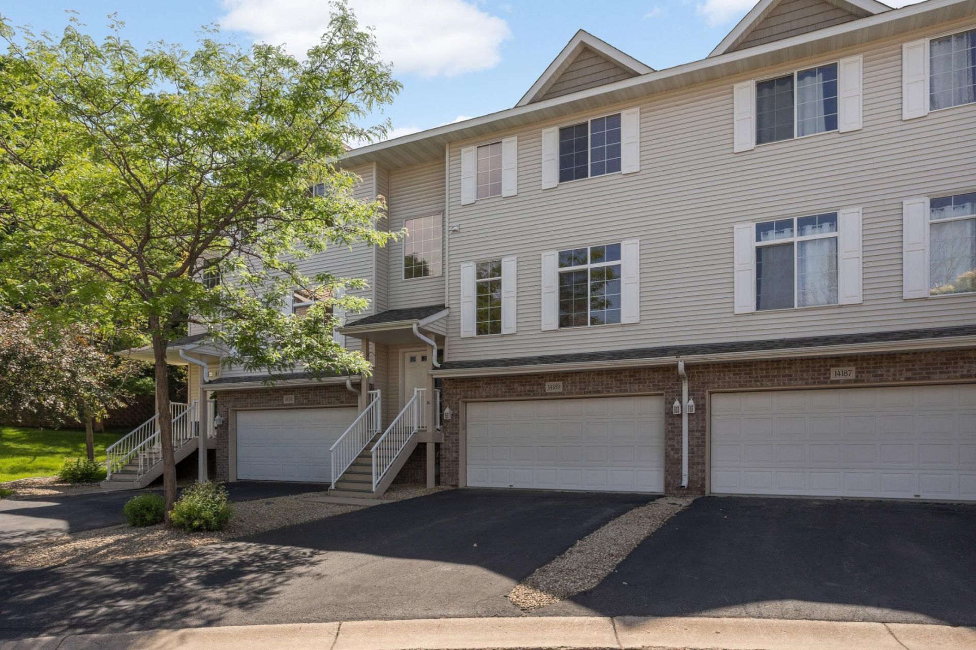14189 Fountain Hills Court NE, Prior Lake, MN 55372
