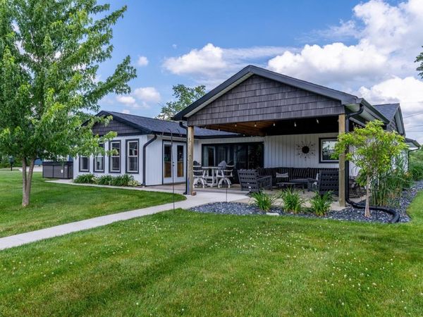 15 Lane 880 Snow Lk, Fremont, IN 46737