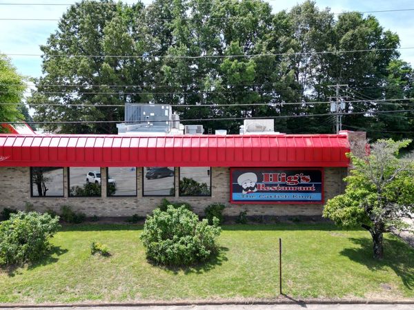 1027 Oakwood Drive , Milan, TN 38358
