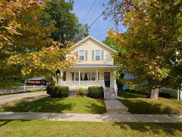 244 5th Street, Manistee, MI 49660