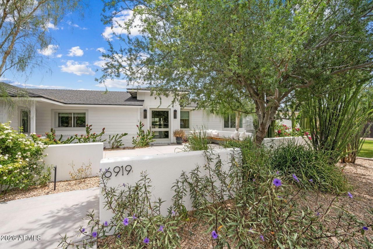 6919 E Vista Drive, Paradise Valley, AZ 85253 Main Photo