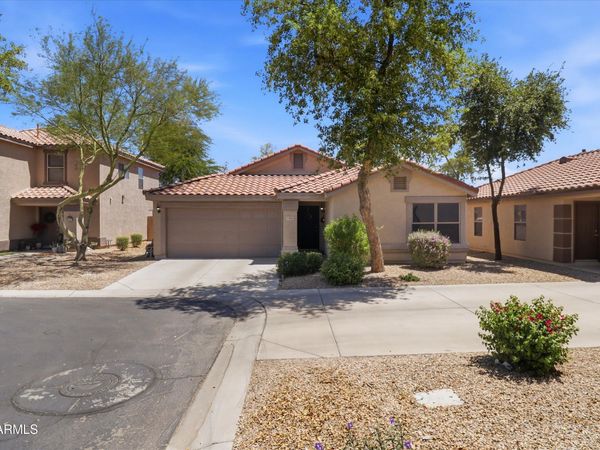 1365 S WAGON WHEEL Court, Chandler, AZ 85286