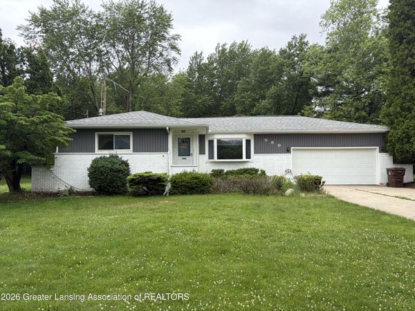 989 Onondaga Road, Holt, MI 48842