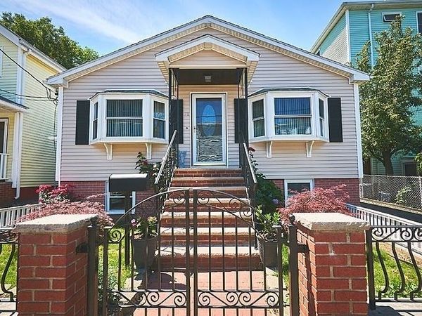 71 Oak St., Somerville, MA 02143