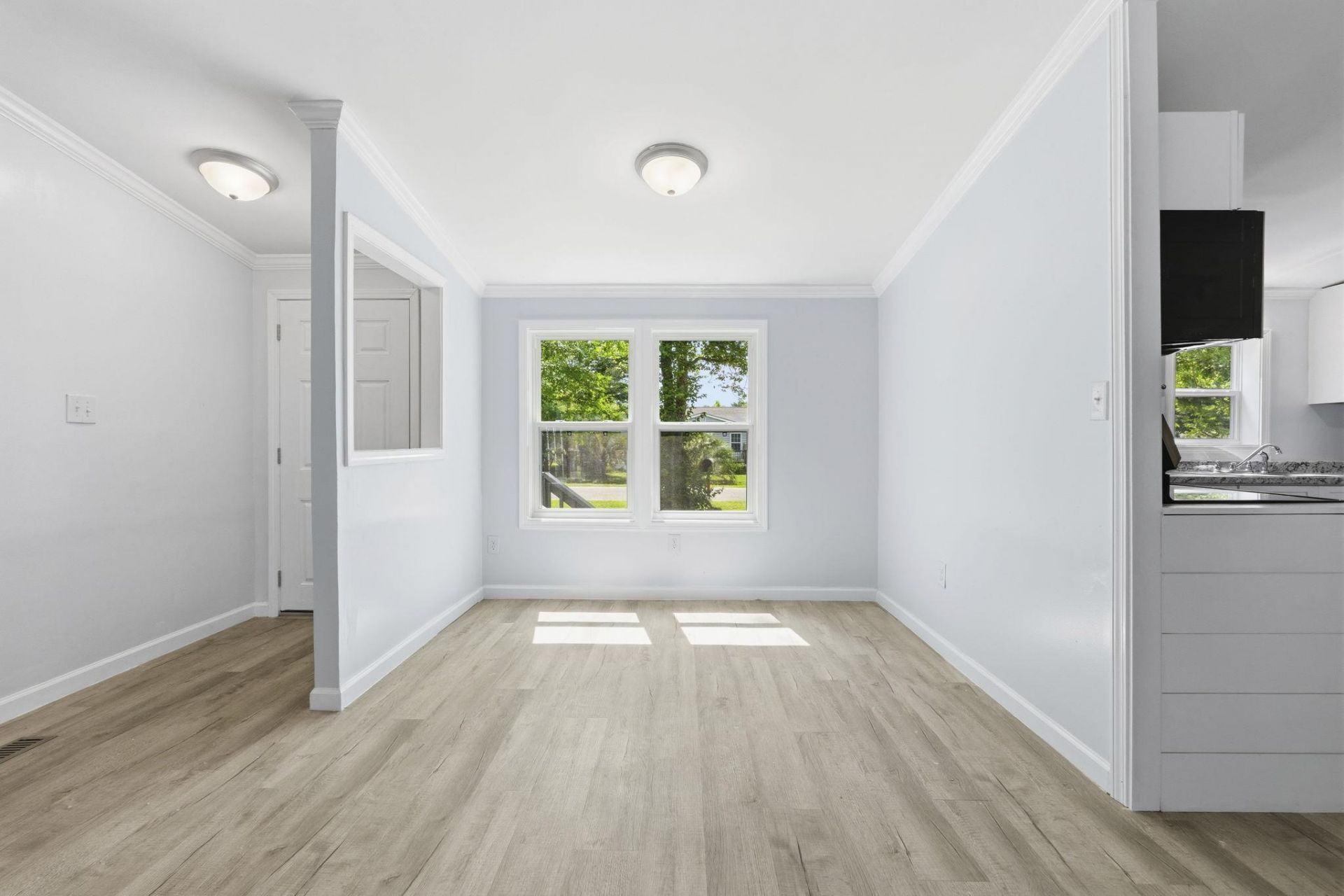 644 Summer Dr.  Photo 12