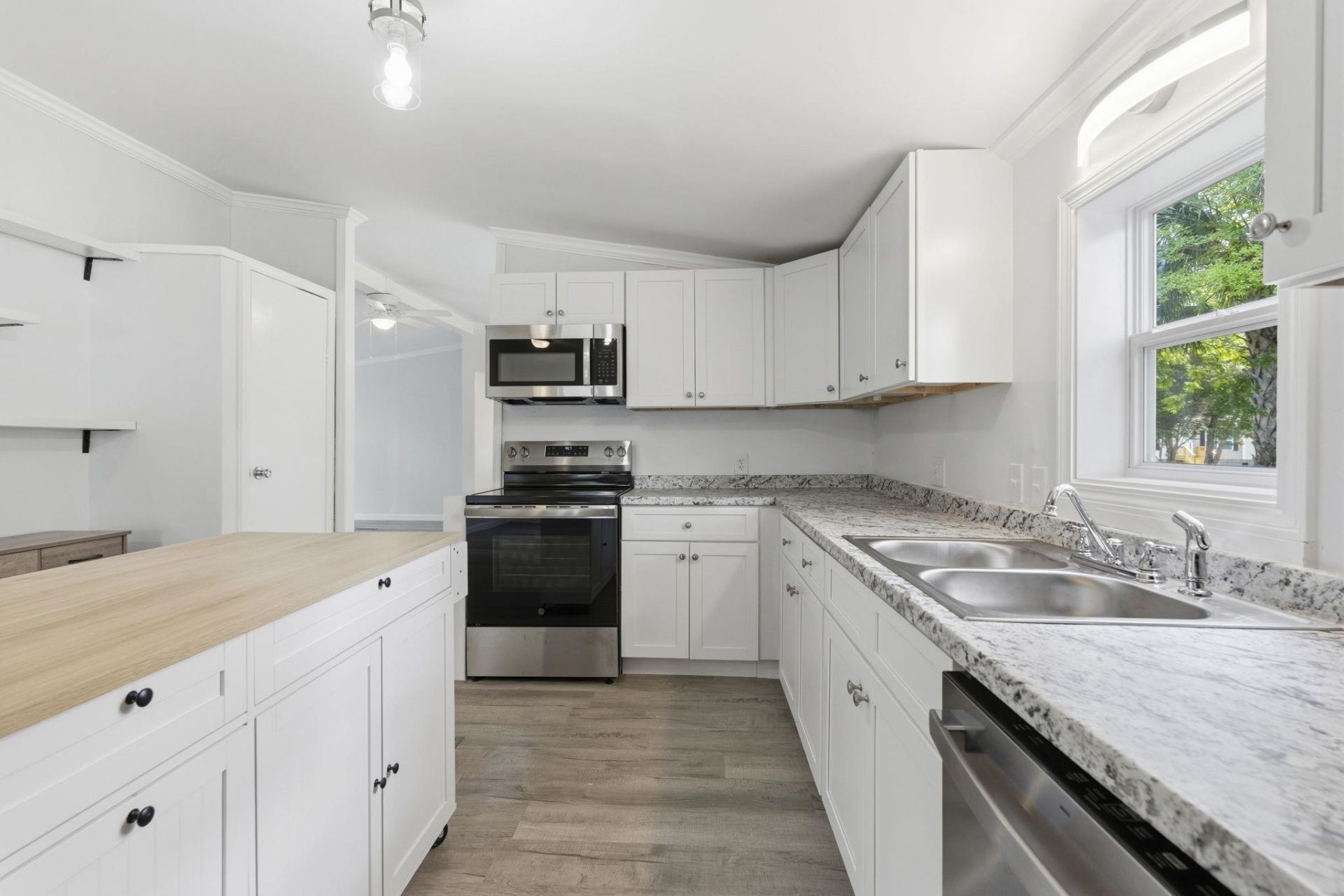644 Summer Dr.  Photo 15