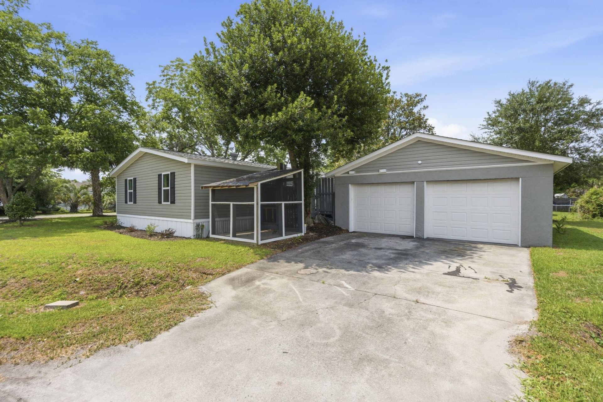 644 Summer Dr.  Photo 6
