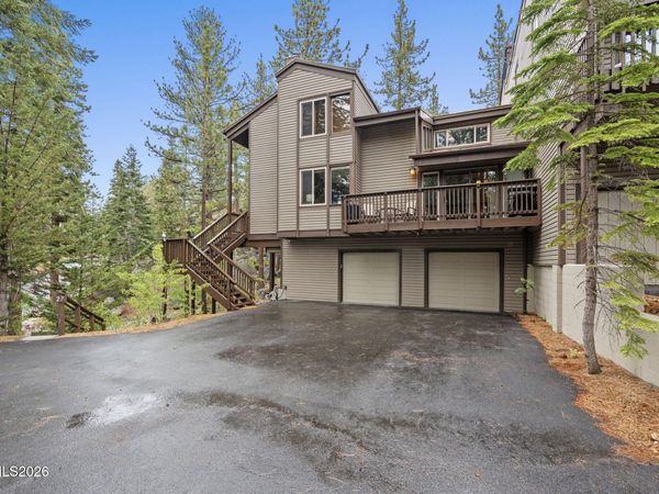 26 Cascade Court, Stateline, NV 89449