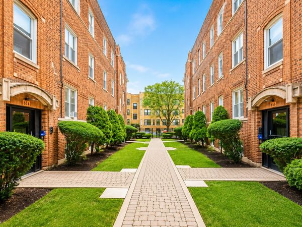 658 W Oakdale Avenue , Unit 3B, Chicago, IL 60657