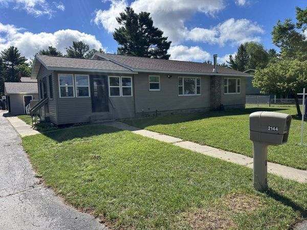 2144 Market Street, Friendship, WI 53934