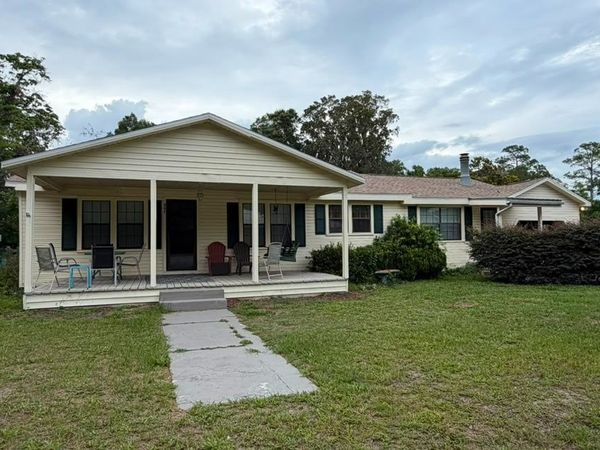 207 NW SENTER AVE, Branford, FL 32008