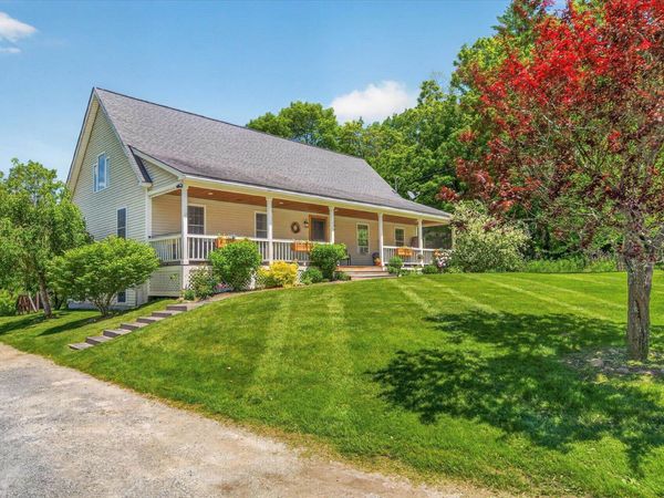 121 Hull Avenue, Wallingford, VT 05773