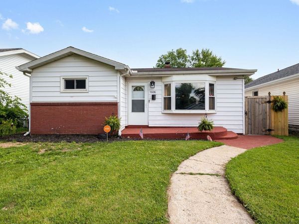 1606 E Fox Street, South Bend, IN 46613