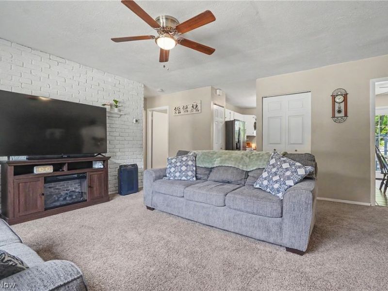 26930 Southwood Lane , Olmsted Falls, OH 44138 Photo 12