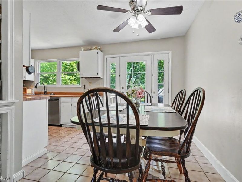 26930 Southwood Lane , Olmsted Falls, OH 44138 Photo 15