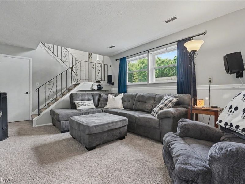 26930 Southwood Lane , Olmsted Falls, OH 44138 Photo 20